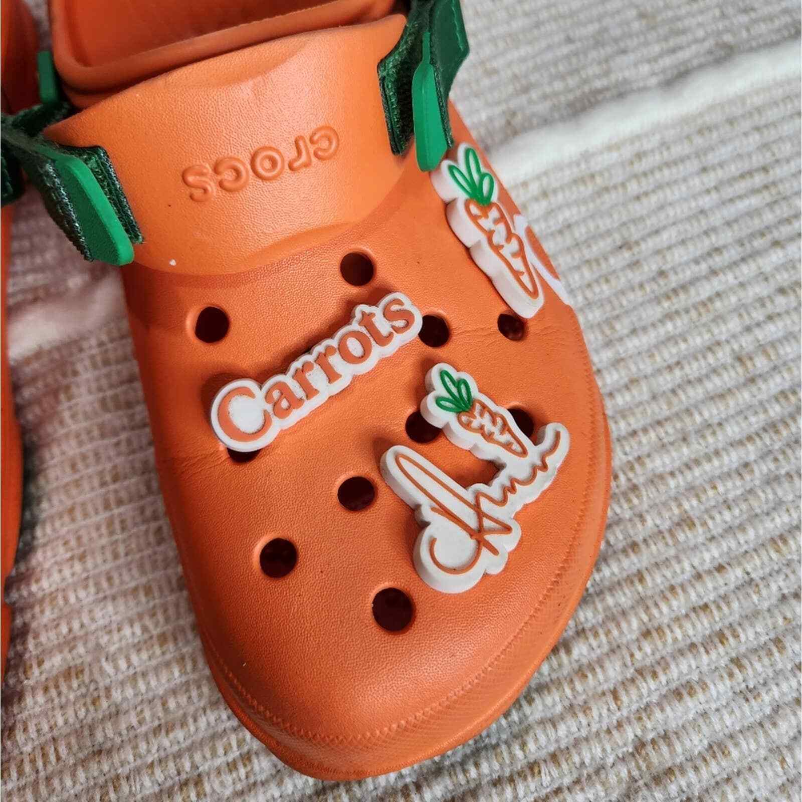 CARROTS X Crocs CLASSIC All Terrain Clog Carrots MENS 8 WOMENS 10