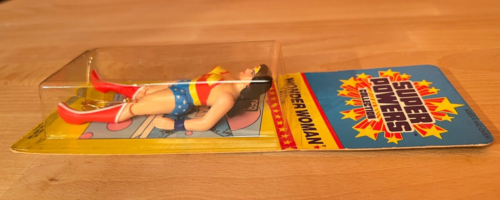 Wonder Woman DC Super Powers Collection Actionfigur Kenner Canadian Slim Card - Bild 19 von 24