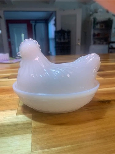Vintage Small Milk White Glass Hen In Basket Nest Candy Dish
