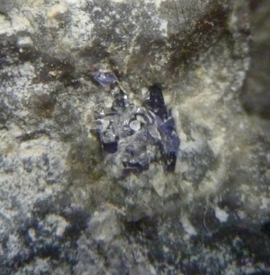 SELTENE SAPHIR KRISTALLE - ISLE OF MULL, SCHOTTLAND - MINERALIENPRÄPARAT