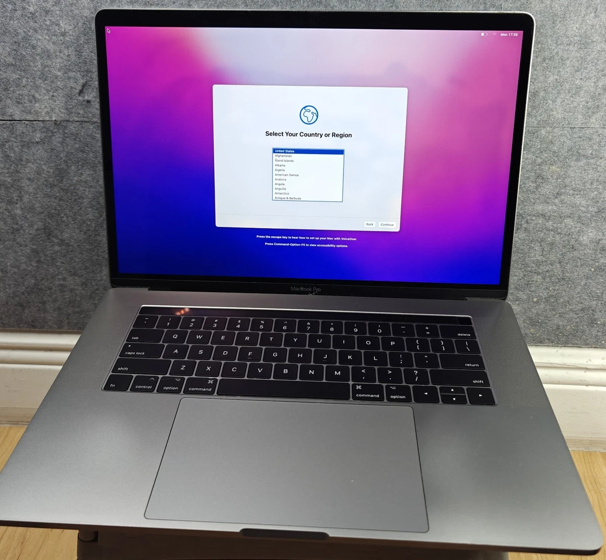Apple MacBook Pro 15 in-2017 Space Gray/Intel Core i7 2.80 GHz