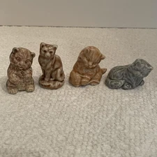 Wade Whimsies Cat Figurines Set of 4 Miniature Porcelain Made in England Lot