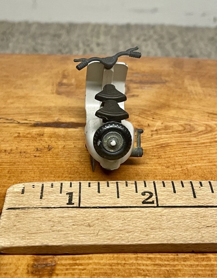 Tekno Denmark 442 VESPA SCOOTER (315) - Image 3 of 4