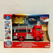 Disney Pixar Cars COLOR CHANGERS FABULOUS MCQUEEN STUNT SPLASH RED 1:55 Scale