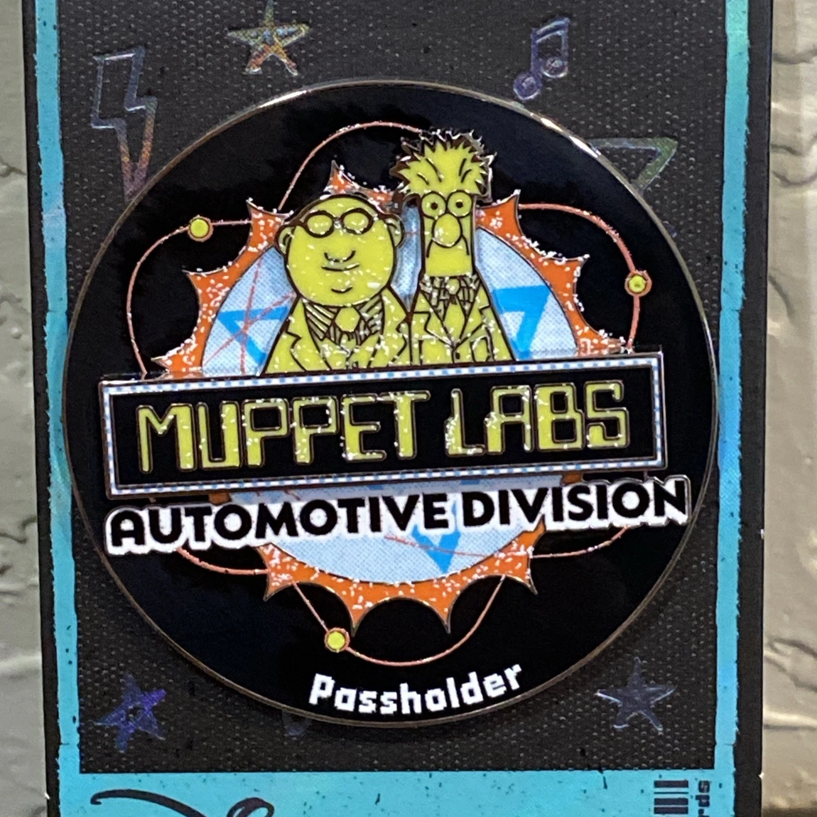 Disney 2026 Muppets Rock 'n' Roller Coaster Muppet Labs Passholder Pin Beaker