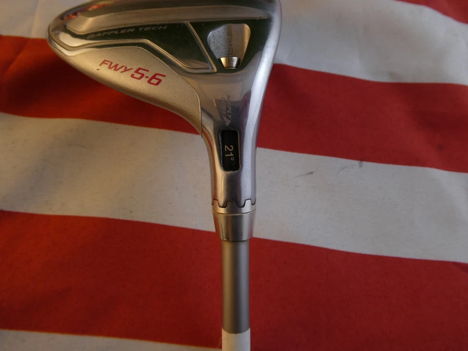 Feminino KING F7 5-6 Fairway Wood Fujikura Pro 55 Flex Grafite EXCELENTE - Imagem 2 de 4