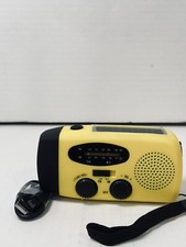 Plastic Solar Crank Radio Model 088