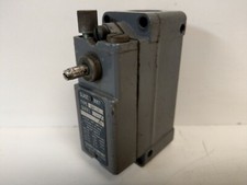 GUARANTEED SQUARE D LIMIT SWITCH 9007 AW-18