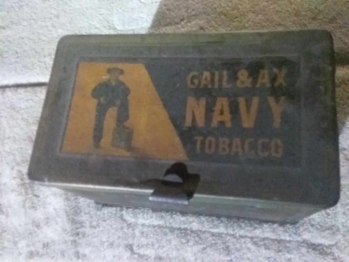 GAIL & AX NAVY TOBACCO TIN TOBACCO LUNCH PAIL TIN VINTAGE ADVERTISING