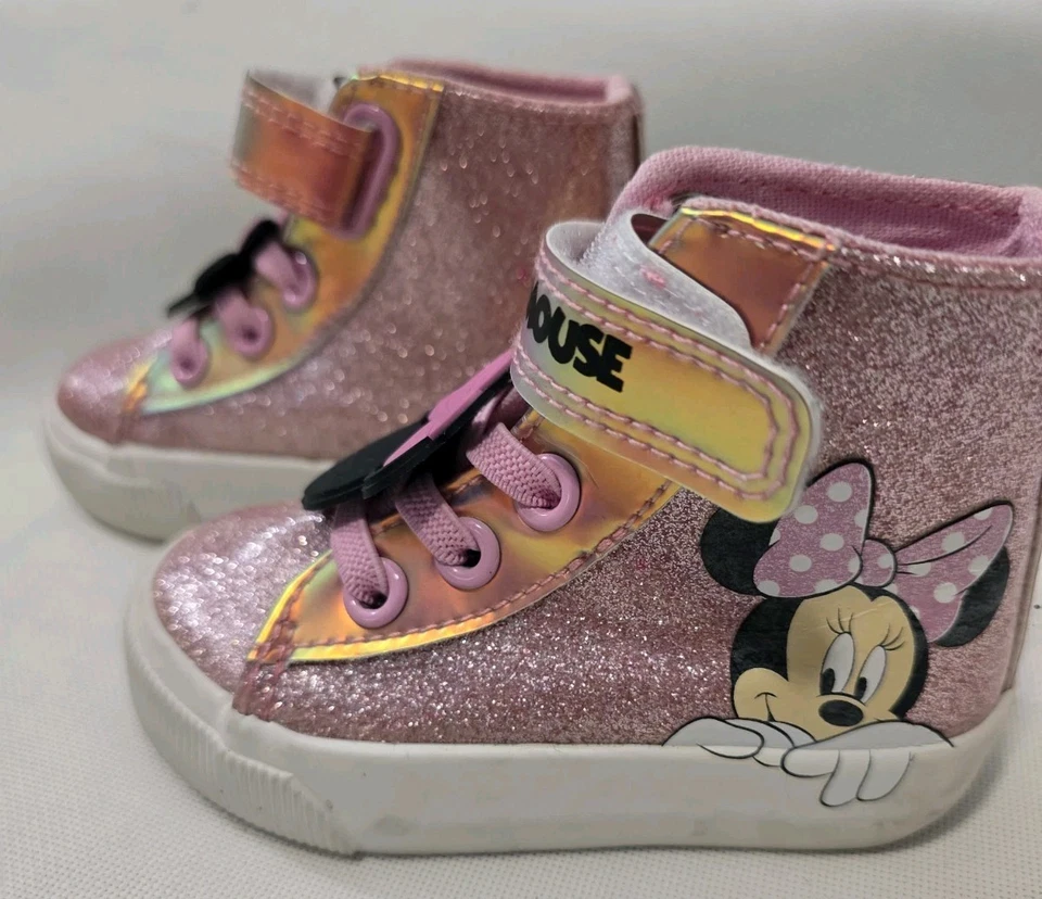 迪士尼米妮老鼠蹒跚学步的女孩高帮运动鞋粉色闪光尺寸 4 二手状况完好 — 第 2/4 张图片