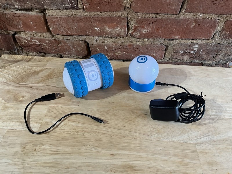 Sphero Ollie App Controlled Robot Orbotix RC Toy w/ Charger and Sphero 2.0 Lot