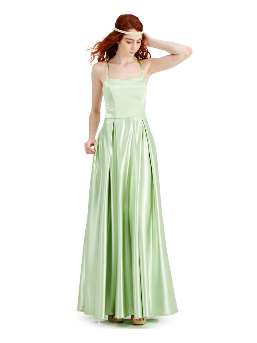 green emerald velvet dress Amazon.com: Nrhsinyar Juniors Short Formal Party Dresses with Pocket Sexy  Straps Homecoming Dress for Teens Lace Bodice Short Prom Dress Aqua 02 :  Clothing, Shoes & Jewelry