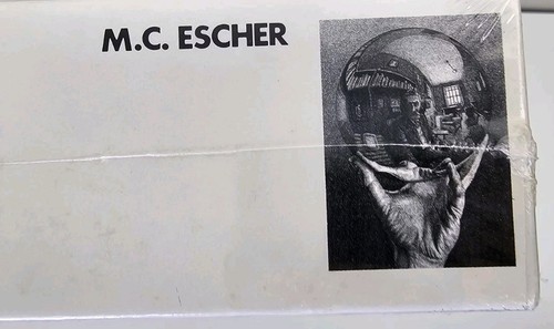 M.C. Escher puzzle 1000 pezzi mano con globo specchio sfera sigillato made Holland - Foto 5 di 6