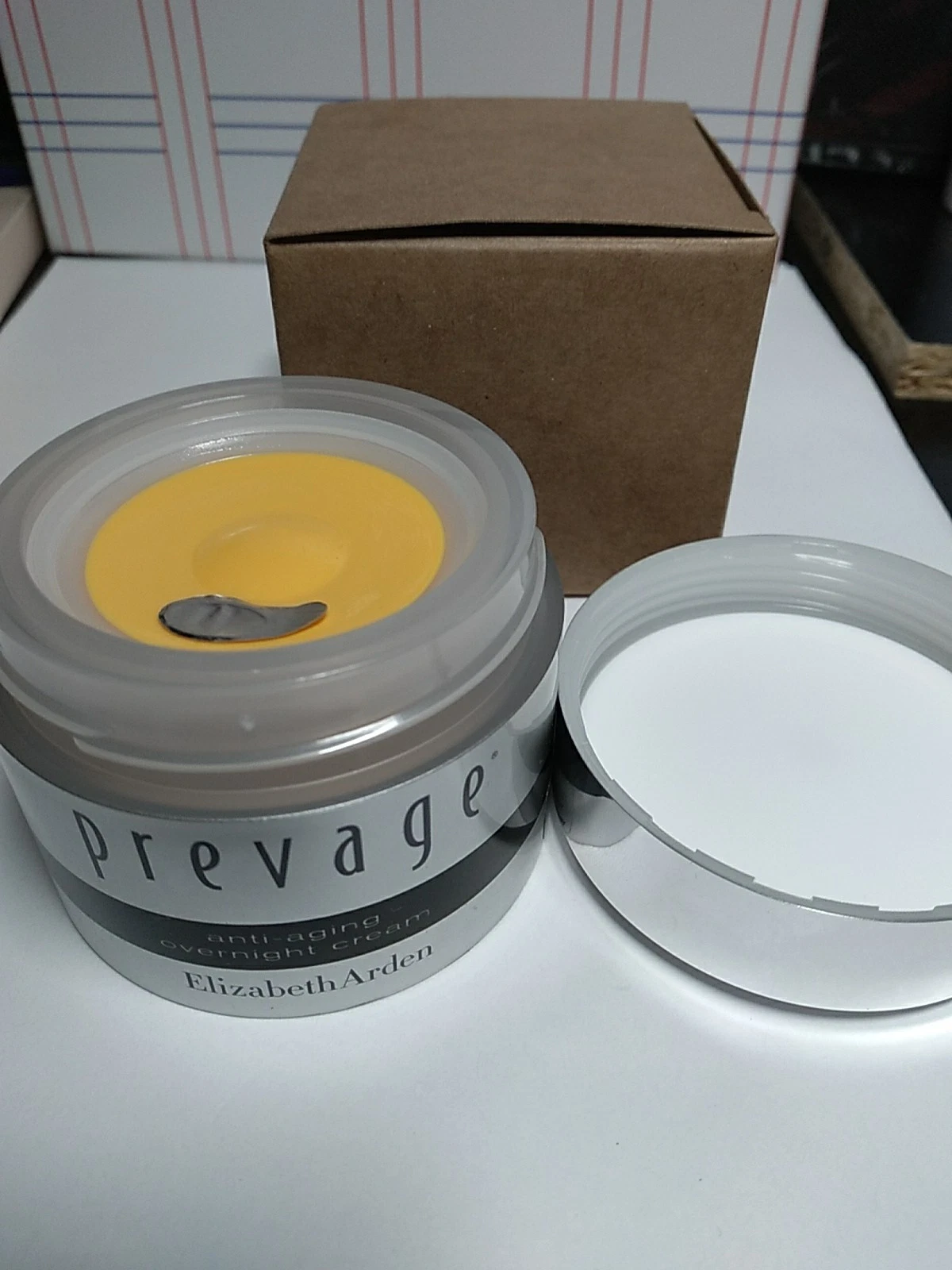 Elizabeth Arden Prevage Anti-Aging Overnight Cream 1.7oz New Sealed in Tster Box
Opens in a new wind