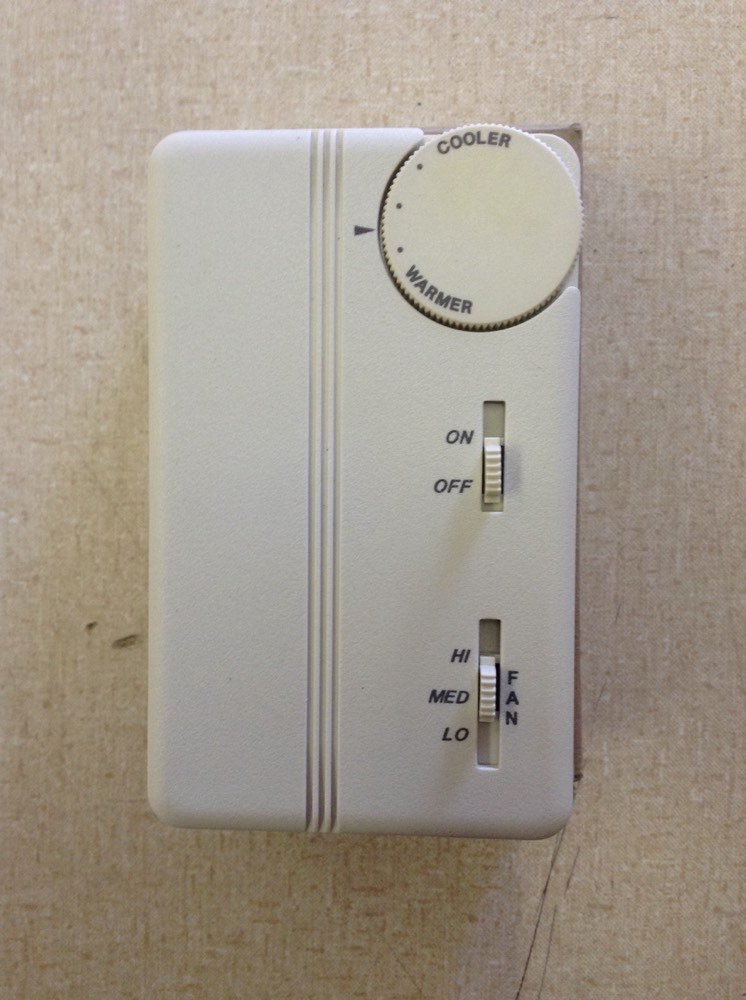 TRANE THT01525 THERMOSTAT; HEAT/COOL 2 POLE DEAD BAND,5090F AUTO eBay