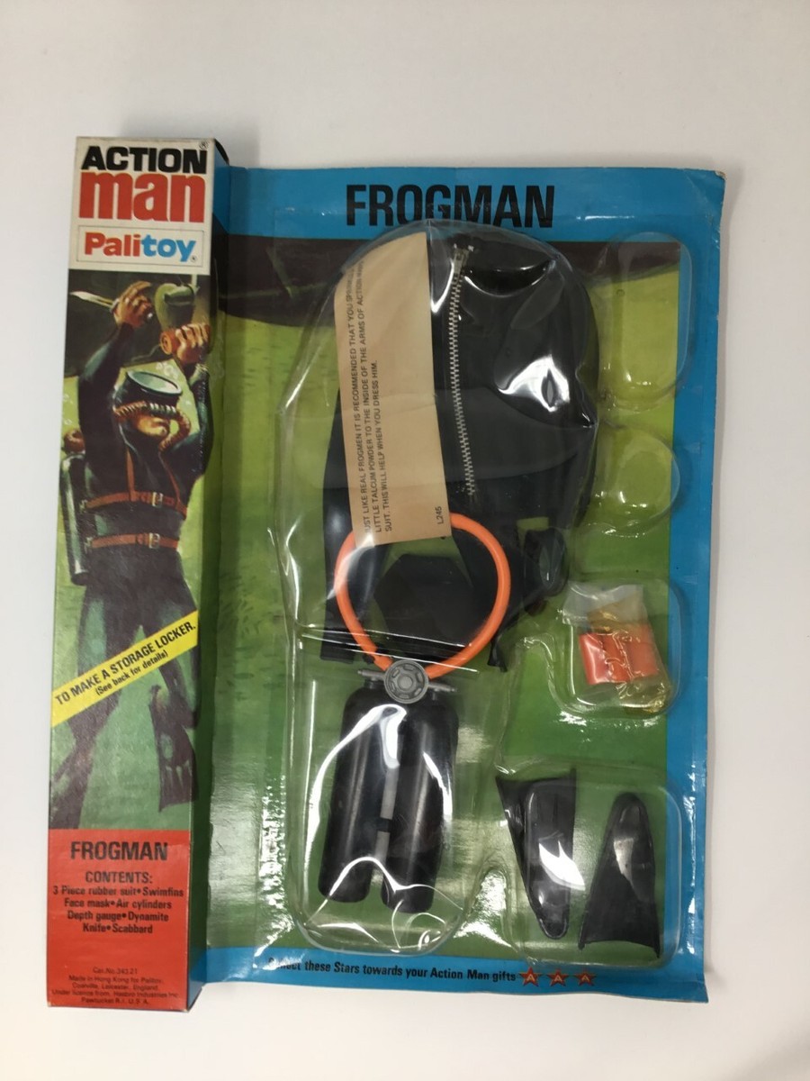 ORIGINAL VINTAGE ACTION MAN CARDED FROGMAN BOXED