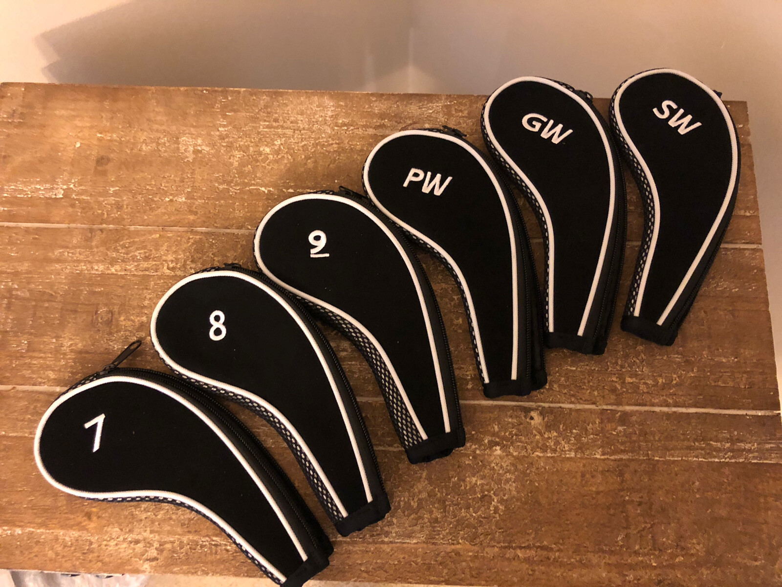 6 Piece Black/White Neoprene Golf Zipper Iron Head Covers 7PW, SW, GW