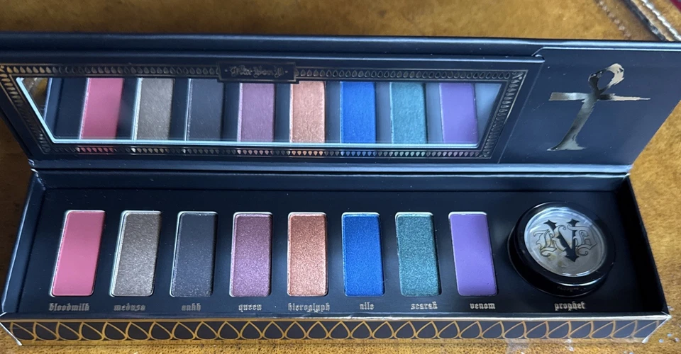 Kat von d serpentina eyeshadow palette RARE - Image 3 of 3