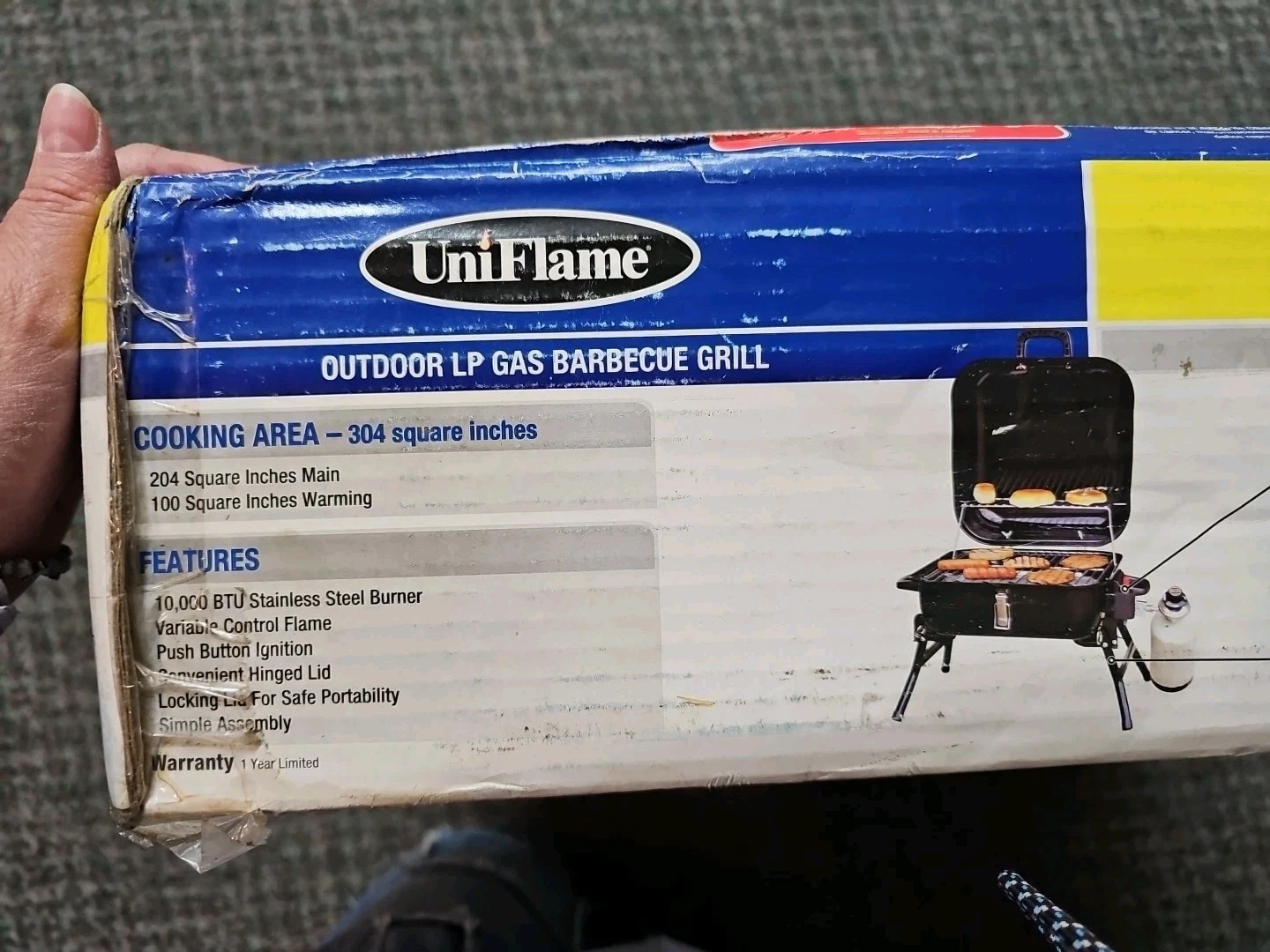 UniFlame Portable Outdoor LP Gas Table Top Barbecue Grill 10,000BTU
Opens in a new window or tab