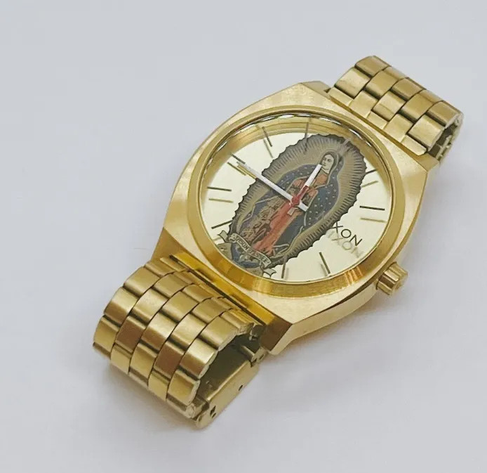 Buy NIXON NA0452896-00 Santa Cruz The Time Teller Gold Watch