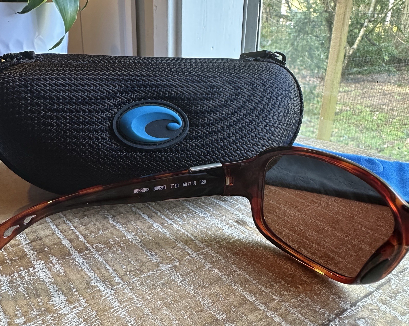 Costa Inlet Lightweight Tortoise Shell Rectangle … - image 7