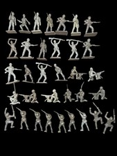 Vintage Toy Soldier  Western Playset Lot 900 Pieces Marx Tim Mee Wee MPC more