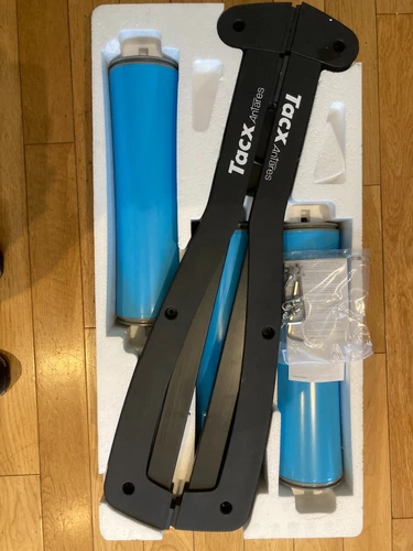 Tacx Antares Trainer Fahrradrollen