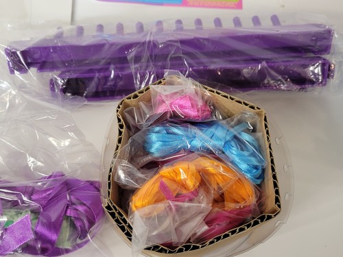 Lisa Frank Rainbow Ribbon Weaving Kit VTG New Open Box Sealed Contents P2003 - Picture 4 of 20