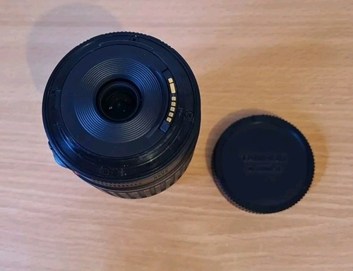 Tamron Di II AF 55-200mm 1:4-5.6 Macro Lens For Canon With Storage Bag Free Post - Picture 8 of 8