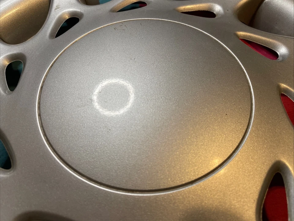 Dodge Plymouth 1995 neón 501 13" 10 grande ranura pequeña tapacubos cubierta de rueda 4684051 Foto 2 de 4