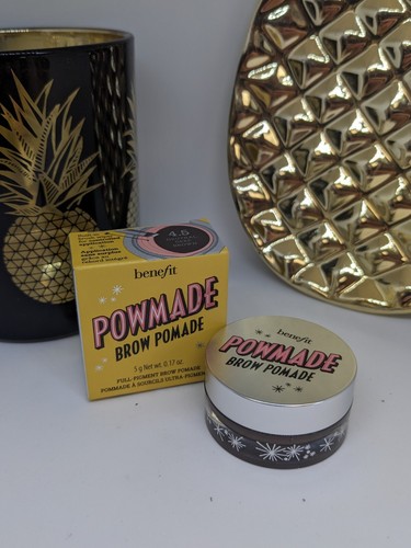 Benefit Powmade Brow Pomade 5g - 4.5 Neutral Deep Brown - NEW IN BOX - Picture 2 of 8