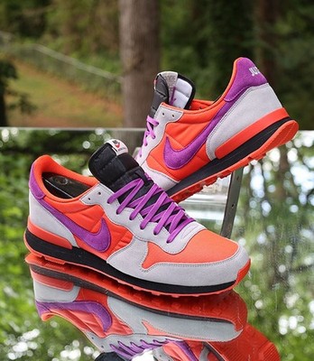 Nike Internationalist By You Bright Crimson Men s Size 13 Custom CW7635-991