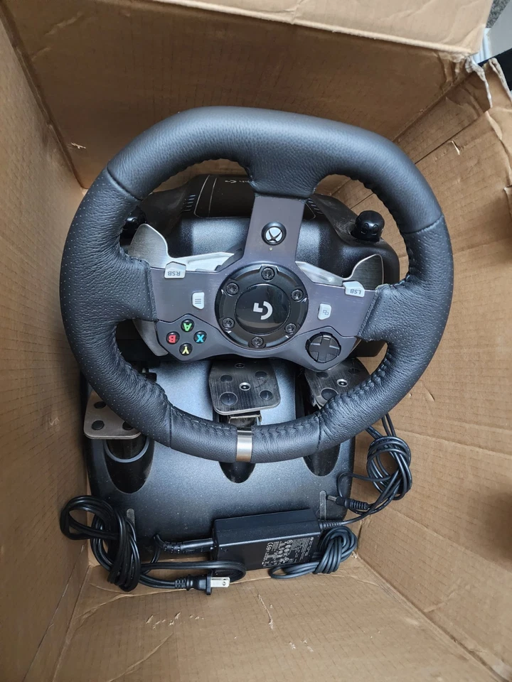 Roda de corrida Logitech G920 Driving Force - Preta (941-000121) - Imagem 4 de 4