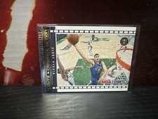 2021-22 Panini NBA Hoops NIKOLA JOKIC Lights Camera Action GOLD Parallel #13