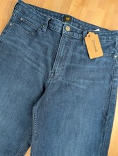 Lee Navy wide leg 3/4 length shorts. Mens 32W 24L. DN2963