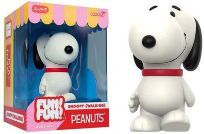 Gadget - Peanuts: Super7 - Fun! Fun! Wave 02 - Snoopy (Walking) -D- Super7