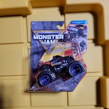 Monster Jam Truck WILD SIDE 1:64 Series 44 2025 Arena Favorites