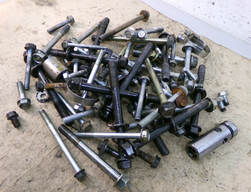 Various Fasteners Hardware Bolts for Honda CB 600 599 2004 - 2006 H189