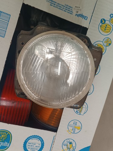 VW GOLF II Frontscheinwerfer Scheinwerfer vorne Links 7R01401 02427R20