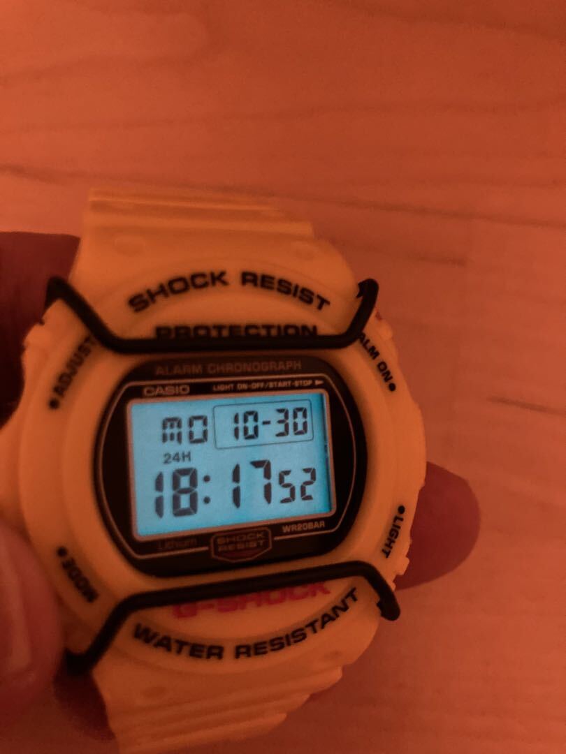 美品　G-SHOCK DW5700Y-9JF スティングモデル G-Shock Sting Reprint Model / Dw-5700Y-9Jf Yellow Watch