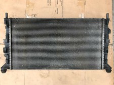 VOLVO V50 S40 2.0 DIESEL WATER COOLING RADIATOR 2007-2012