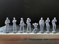 1:64 Scale Miniature People - Resin / unpainted -great for Dioramas #227 Figures