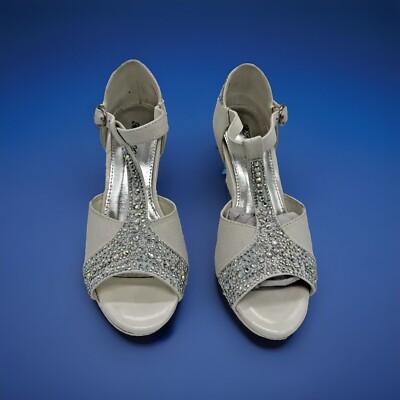 Mascotte  White with Sequin Accents Lisa 05 Size 6.5 Shoes New in Box