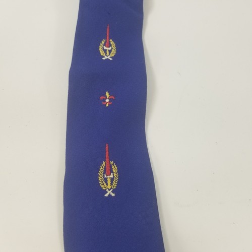 1950s 1960s ~ VINTAGE SQUARE TIE ~ HABAND BLUE Swords 54x2.25" - Picture 3 of 9