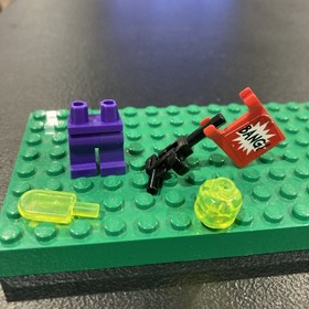 Lego Joker Bomb + Popsicle + Tommy Gun 7782 7888 2006-2008 Batman Accessories