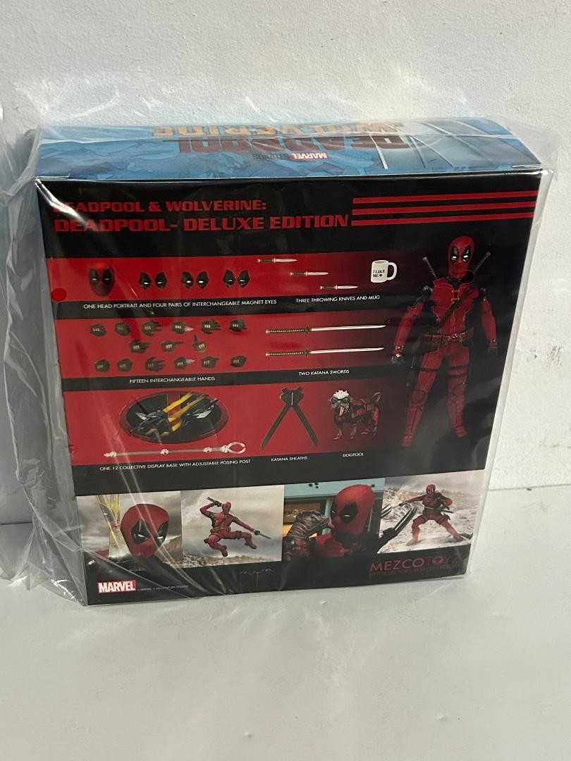 IN STOCK Mezco Toyz One:12 Collective Deadpool & Wolverine