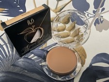 KVD Vegan Beauty Good Apple Skin Perfecting Foundation Balm 10g Shade Medium 048