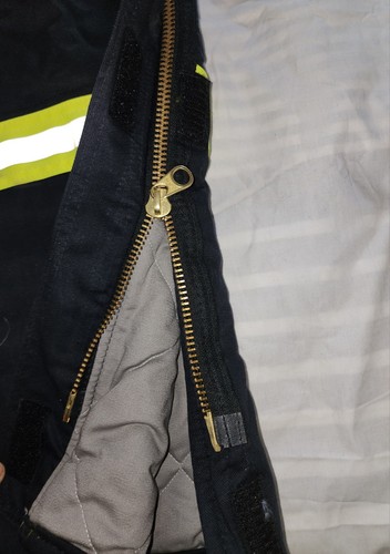 Bulwark Protective Apparel Fr Flame-Resistant Workwear Men's Insulated... - Picture 2 of 16