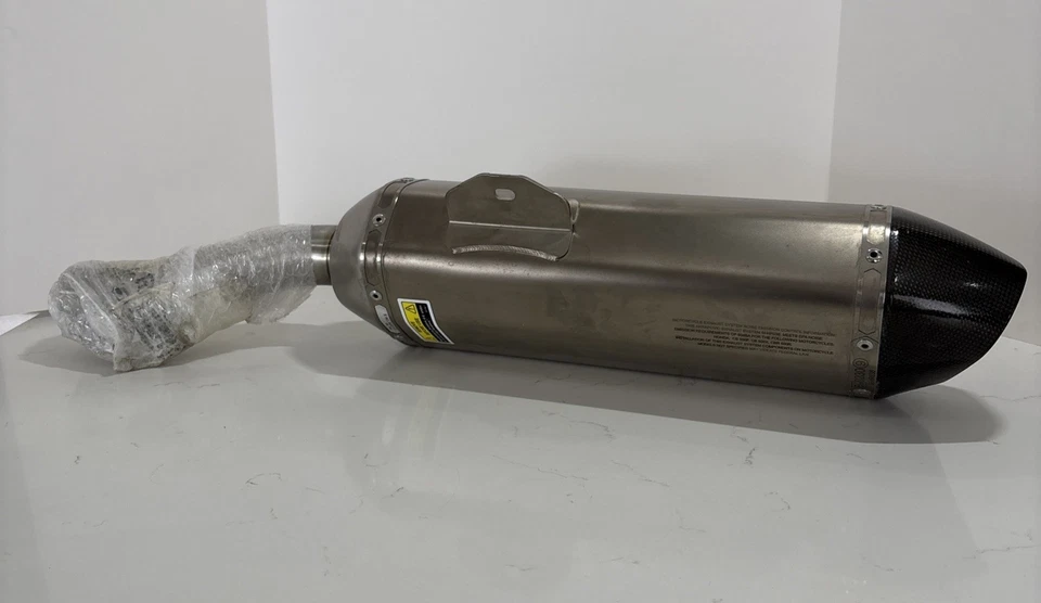 Silenciador de escape de carbono antideslizante Honda CB 500X CB 500F CBR 500R Akrapovic Foto 4 de 4