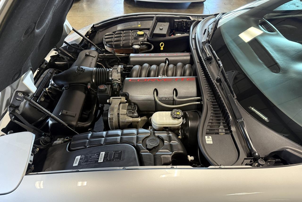 1997 Sebring Silver Metallic Chevrolet Corvette   | C5 Corvette Photo 7